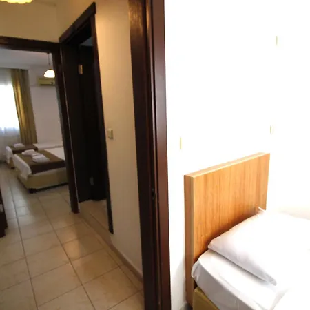 Готель Bonapart