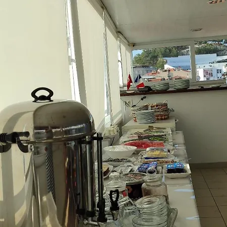 Ξενοδοχείο Bonapart Çeşme