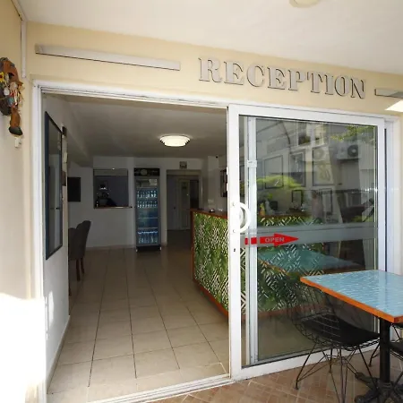 Hotel Bonapart 2*