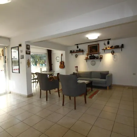 Bonapart Hotell 2*