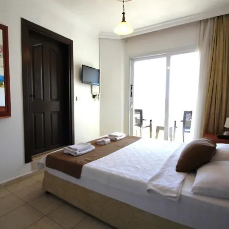 Bonapart Hotell Çeşme