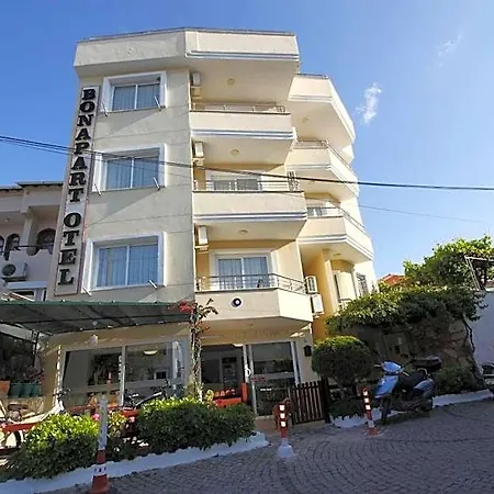 Bonapart Hotell Çeşme