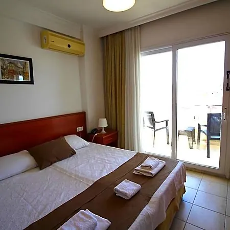 Bonapart 2* Çeşme