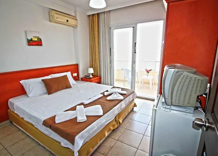 邦帕特酒店 Çeşme