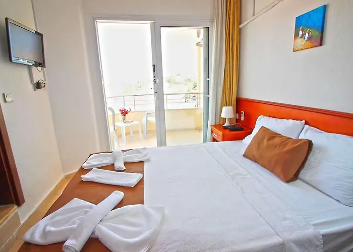 邦帕特酒店 Çeşme