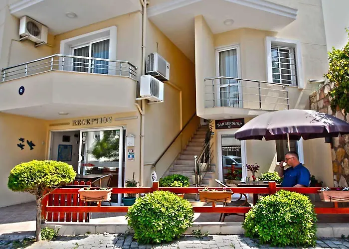 邦帕特酒店 2* Çeşme