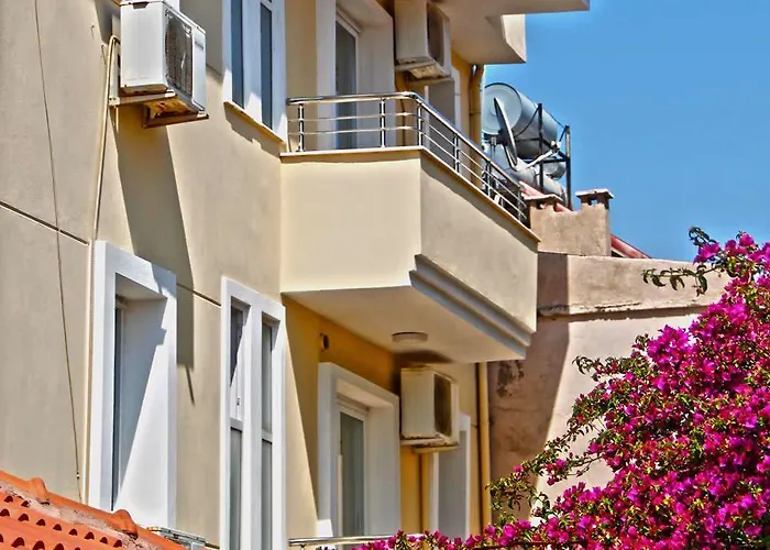 邦帕特酒店 Çeşme